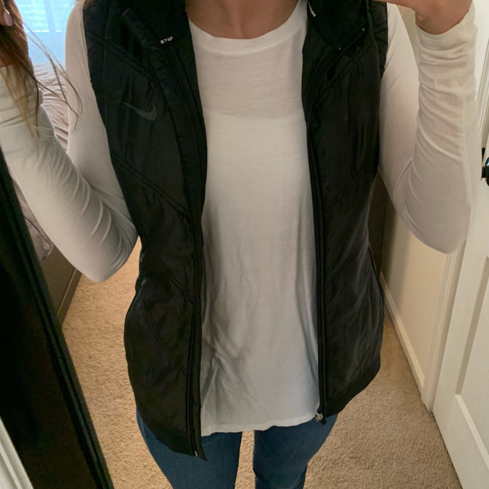 Nike vest